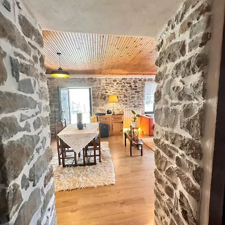 Bujtina Cakuli, - Erseke Vila *
