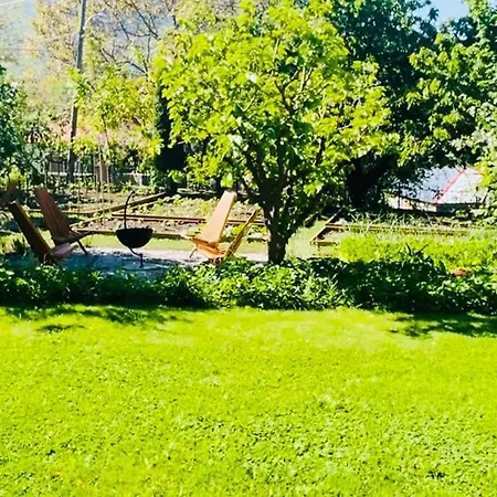 Bujtina Cakuli, - Erseke Vila