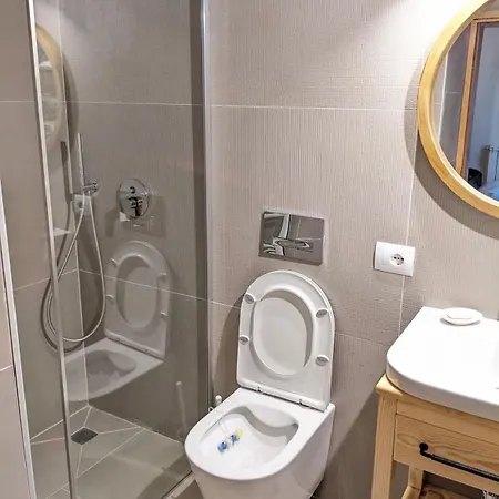 Bujtina Cakuli, - Erseke Villa *