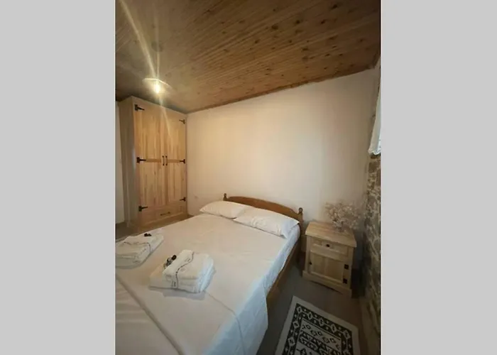 Bujtina Cakuli, - Erseke * Rehove