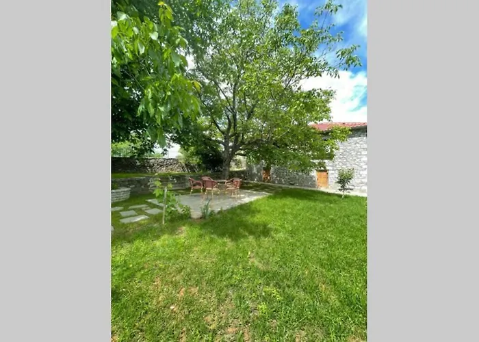 Bujtina Cakuli, - Erseke * Rehove