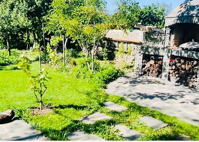 Willa Bujtina Cakuli, - Erseke