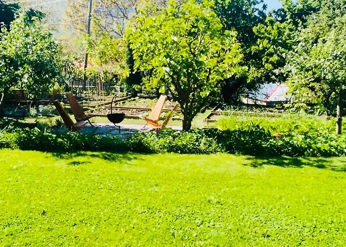 Bujtina Cakuli, - Erseke Villa