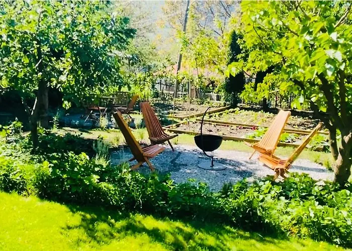 Willa Bujtina Cakuli, - Erseke Rehove